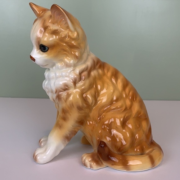 Andrea by Sadek Blue Eyes Cat Kitten Figurine - Picture 4 of 12